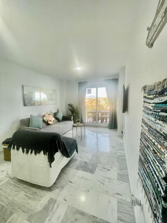 Two Bed, Two Bath Apartment With Sea Views - Angel De Miraflores Málaga Eksteriør billede